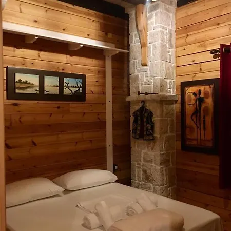 Rahoni Park & Apartments