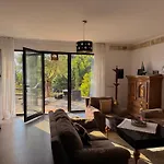Rahoni Park & Ξενοδοχείο Dhërmi