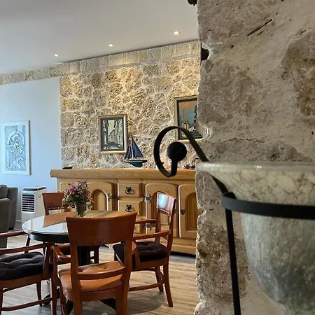 Szálloda Rahoni Park & Apartments