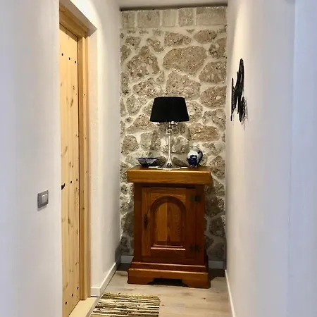 Rahoni Park & Apartments Szálloda