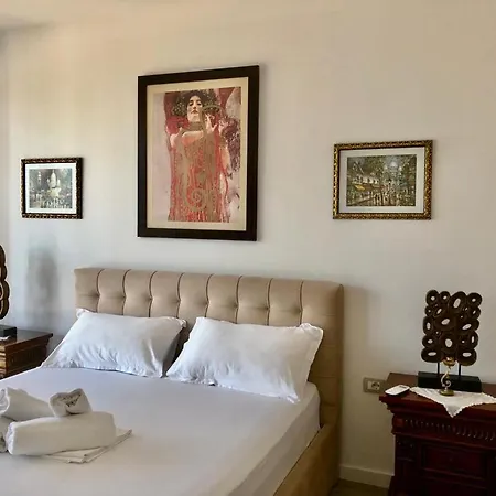 Rahoni Park & Apartments Szálloda 4*