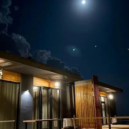 Rahoni Park & Apartments Szálloda Dhërmi